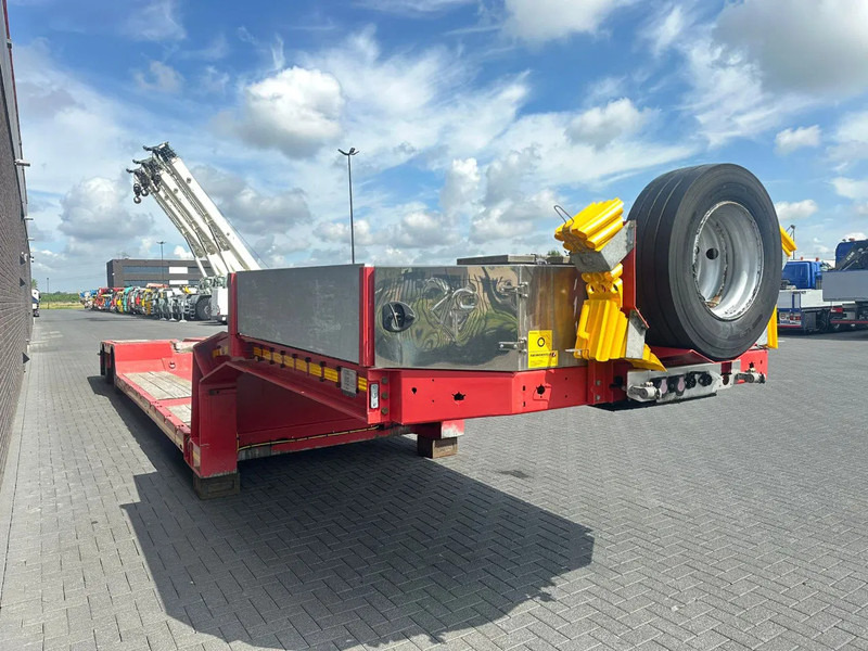 Faymonville MEGAMAX F-S42-1ACA 2 ASSEN DIEPLADER / TIEFLADER / LOW LOADER - Low loader semi-trailer: picture 4 Faymonville MEGAMAX F-S42-1ACA 2 ASSEN DIEPLADER / TIEFLADER / LOW LOADER - Low loader semi-trailer: picture 4