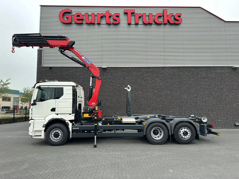 Hook lift truck, Crane truck MAN TGS 26.520 6X4H-4 BL NEW MODEL + MEILLER HAAKARMSYSTEEM + HMF 2320 K6-RCS KRAAN/KRAN/CRANE/GRUA: picture 8