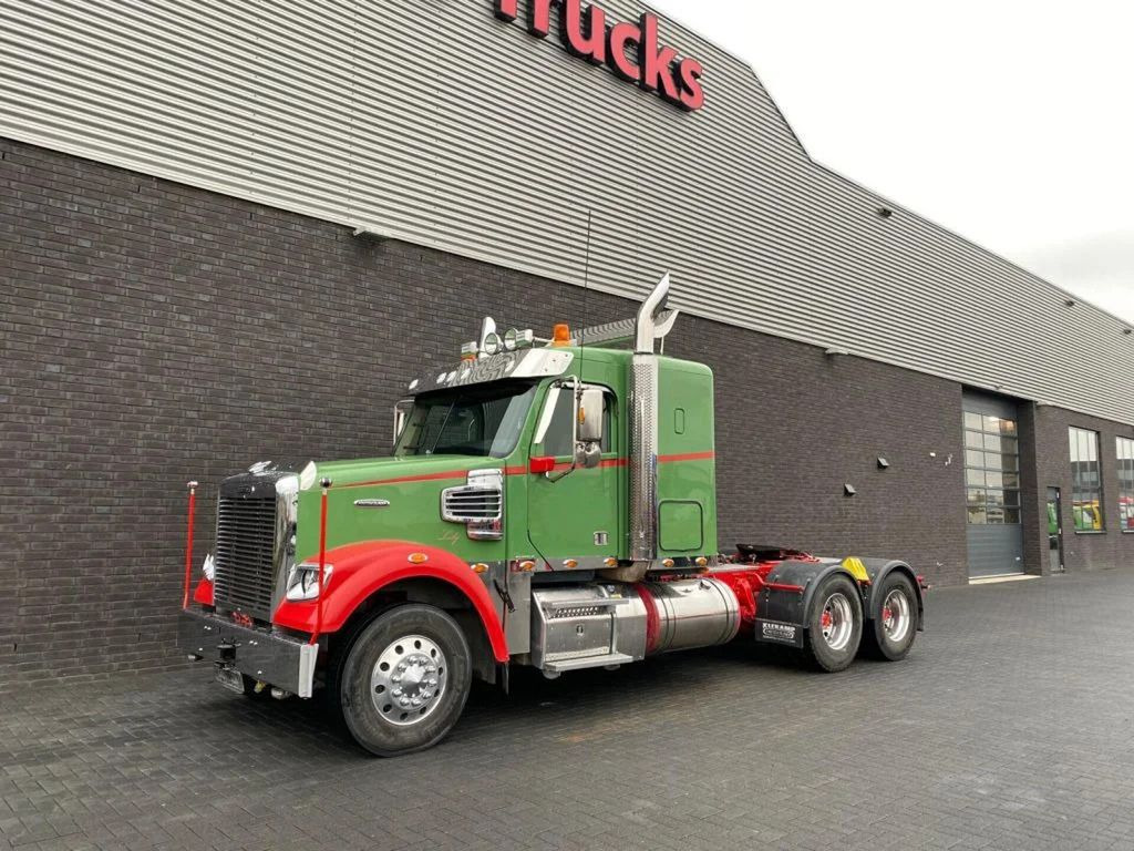 Freightliner CORONADA 6X4 EURO 6 TREKKER/TRACTOR/SATTELZUGMAS - Tractor unit: picture 2 Freightliner CORONADA 6X4 EURO 6 TREKKER/TRACTOR/SATTELZUGMAS - Tractor unit: picture 2