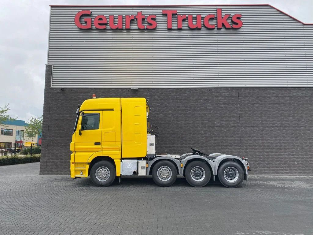 Mercedes-Benz Actros 4165 V8 8X4 SLT TITAN HEAVY DUTY TRACTOR - Tractor unit: picture 1 Mercedes-Benz Actros 4165 V8 8X4 SLT TITAN HEAVY DUTY TRACTOR - Tractor unit: picture 1