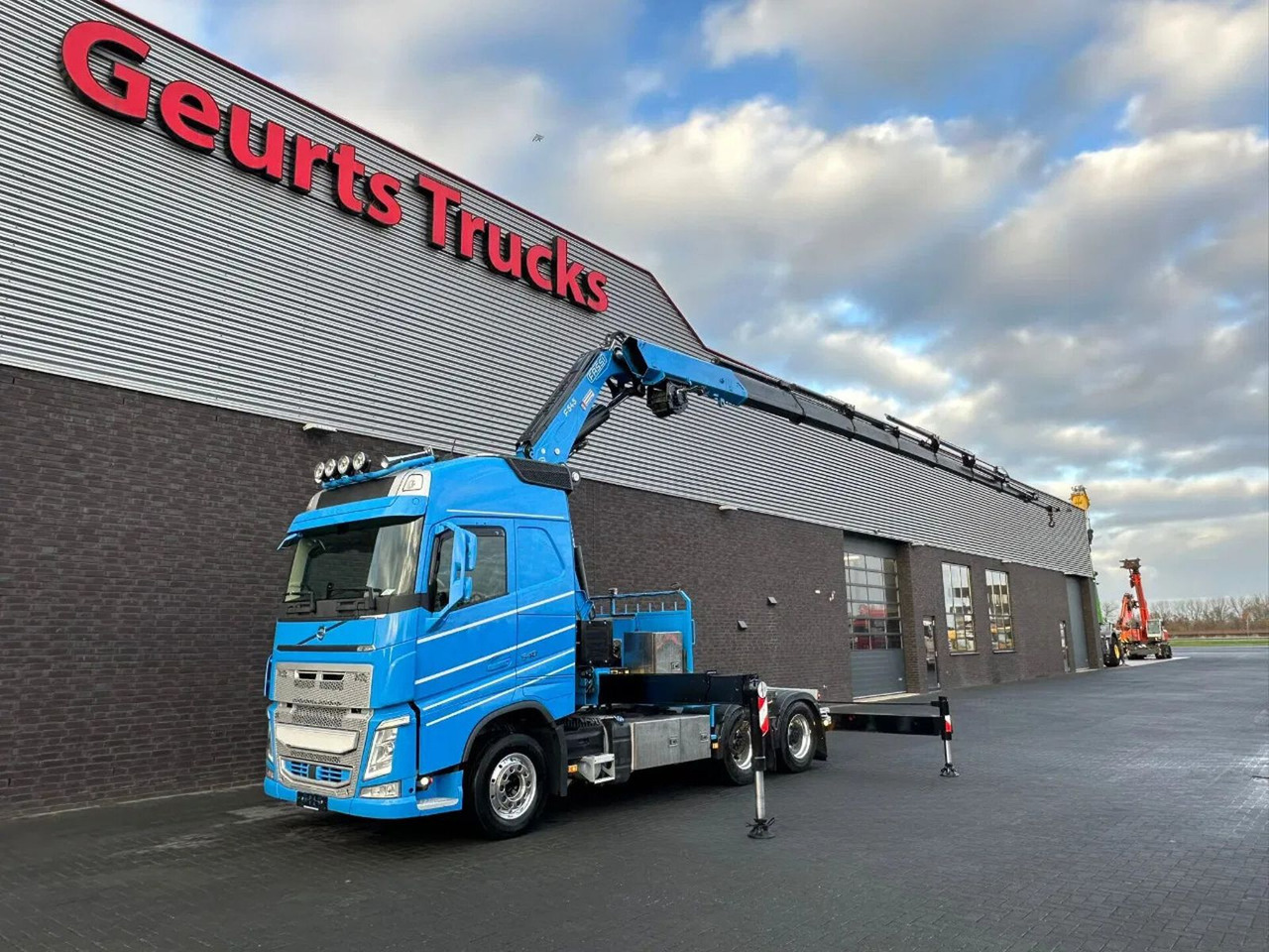 Volvo FH 540 6X4 + FASSI F545RA.2.28 KRAAN/KRAN/CRANE/ - Crane truck: picture 2 Volvo FH 540 6X4 + FASSI F545RA.2.28 KRAAN/KRAN/CRANE/ - Crane truck: picture 2