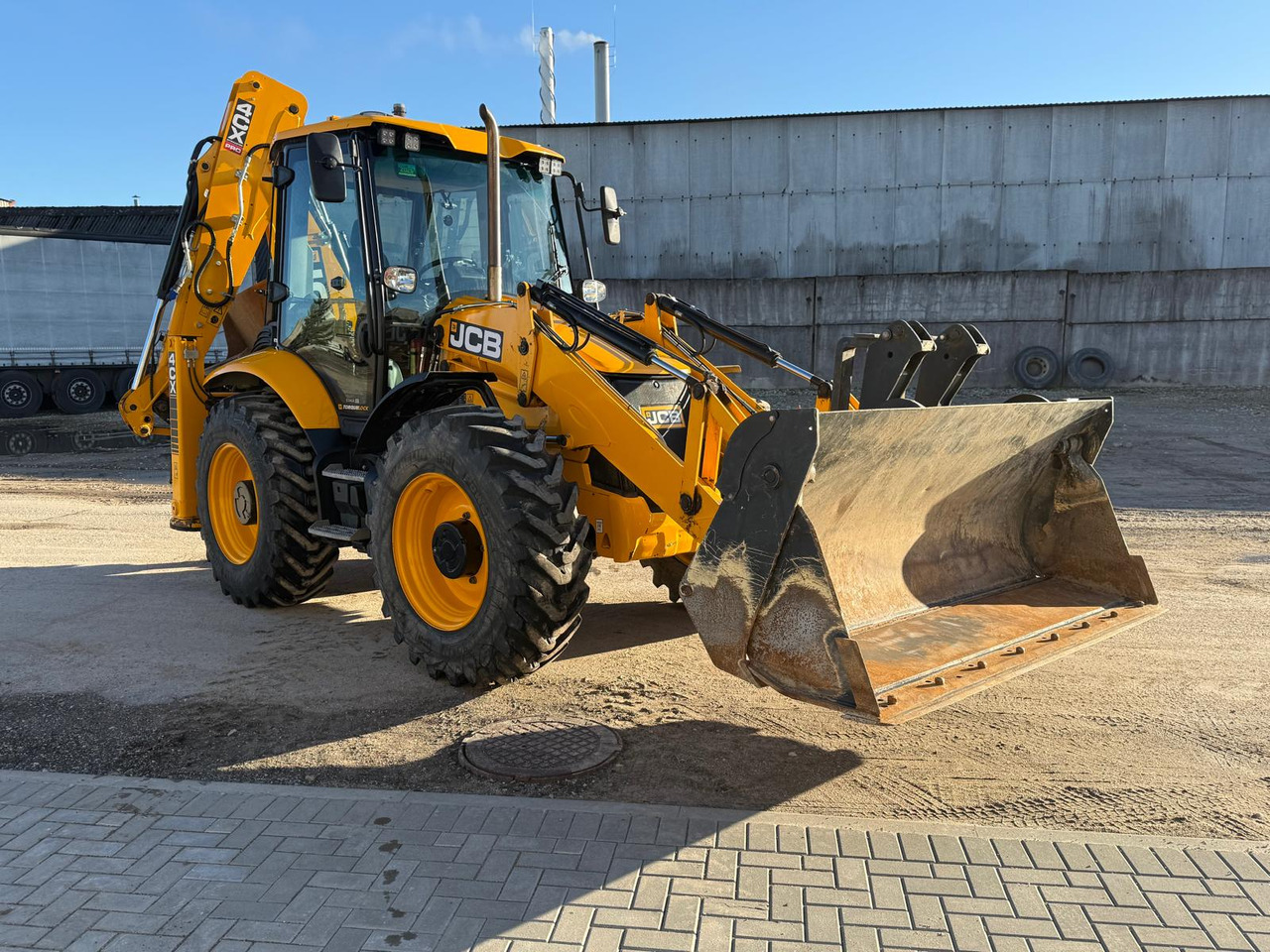 JCB 4cx jostic - Backhoe loader: picture 4 JCB 4cx jostic - Backhoe loader: picture 4