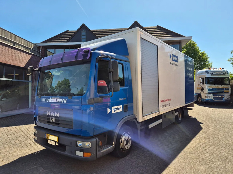 MAN TGL 7-150 . - Box truck: picture 2 MAN TGL 7-150 . - Box truck: picture 2