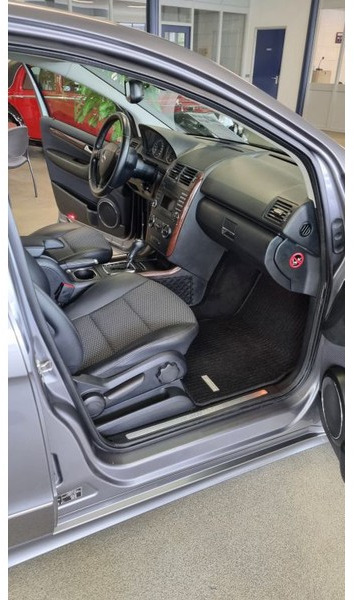 Hatchback Mercedes-Benz A-Klasse A160 Automaat Elegance.airco.trekhaak.: picture 10