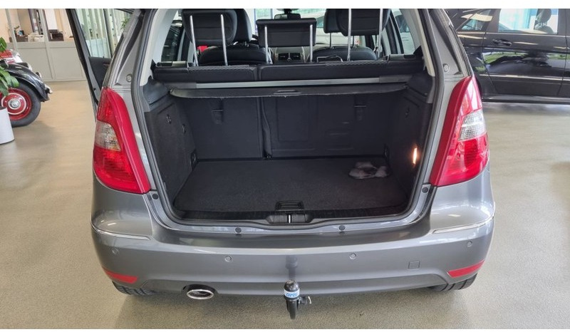 Hatchback Mercedes-Benz A-Klasse A160 Automaat Elegance.airco.trekhaak.: picture 7