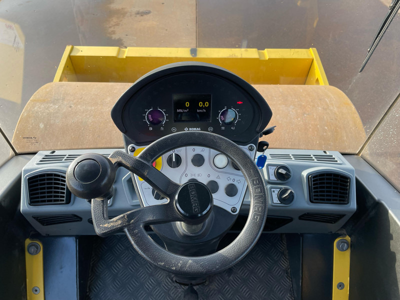 Roller Bomag BW177D-5 | Airconditioning EPA /EU Stage V: picture 13