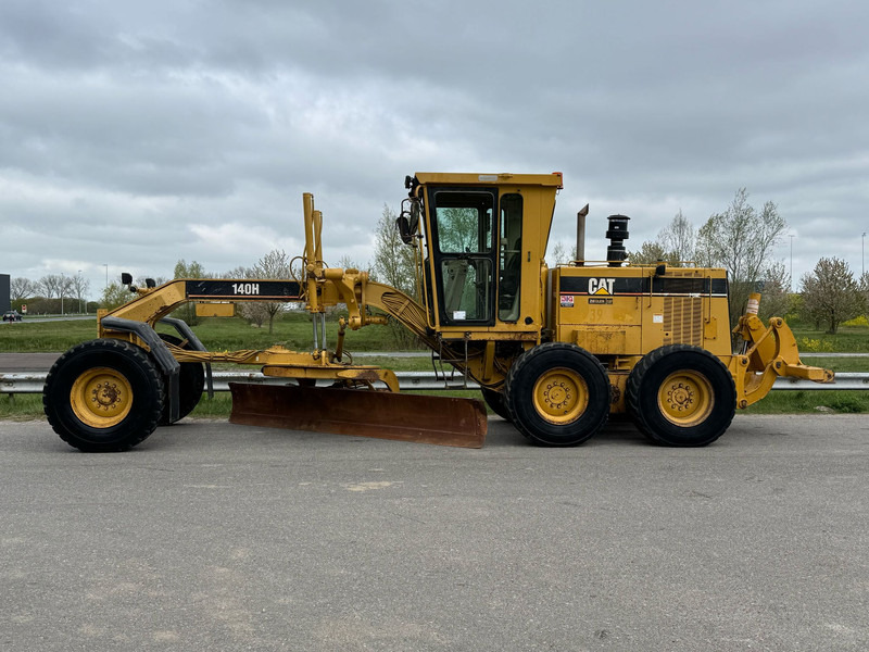 Caterpillar 140H 3306 engine - Grader: picture 1 Caterpillar 140H 3306 engine - Grader: picture 1