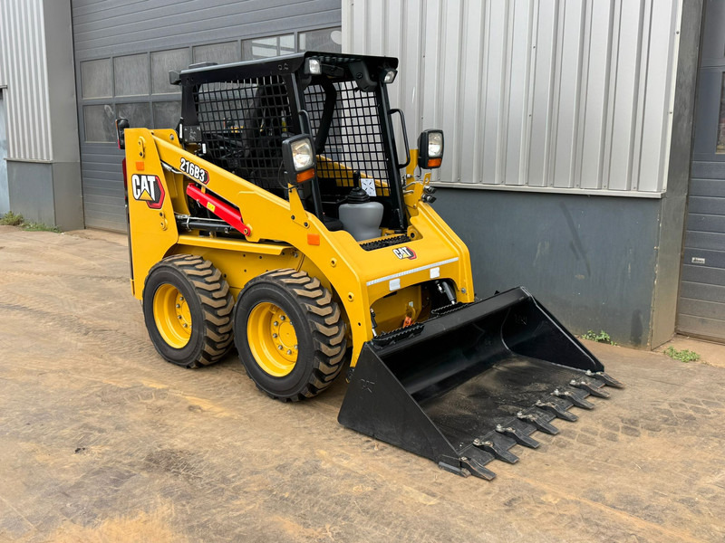 Caterpillar 216B3 - Wheel loader: picture 5 Caterpillar 216B3 - Wheel loader: picture 5