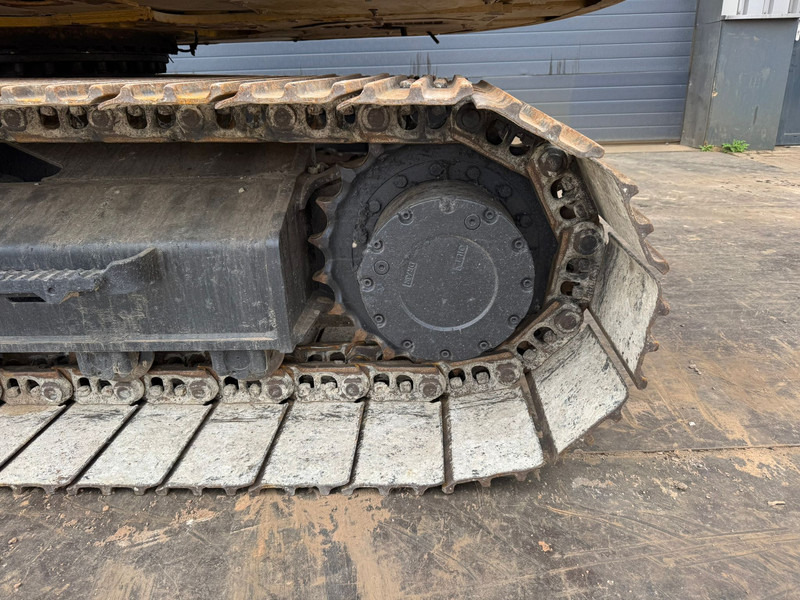 Crawler excavator Caterpillar 313FLGC: picture 10