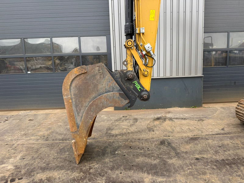 Crawler excavator Caterpillar 313FLGC: picture 14