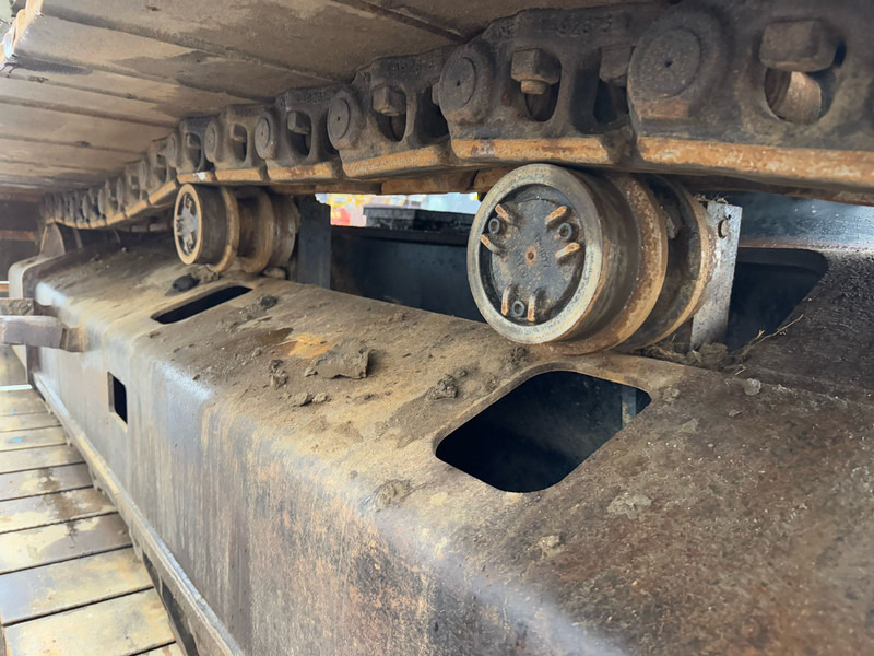 Crawler excavator Caterpillar 336EL: picture 17