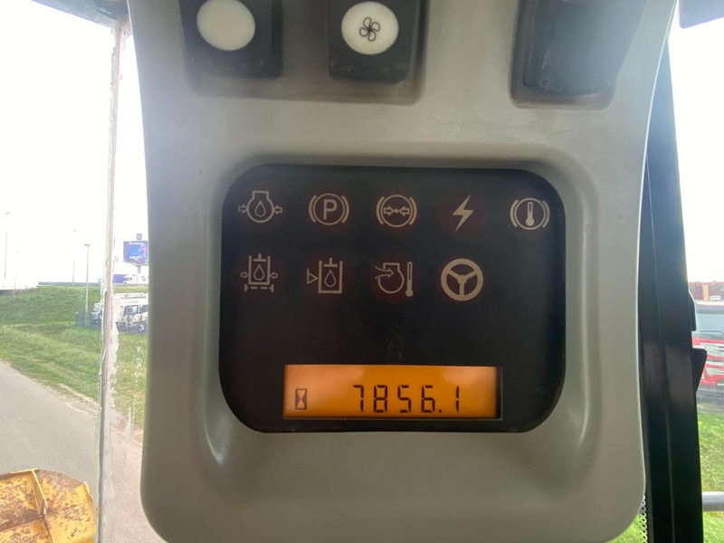 Caterpillar 980H Wheel Loader on lease Caterpillar 980H Wheel Loader: picture 17