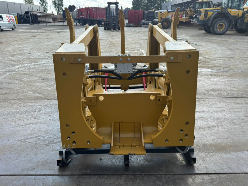 Caterpillar D7R D7H 2 Cylinders Ripper (casting shanks) - Ripper: picture 4 Caterpillar D7R D7H 2 Cylinders Ripper (casting shanks) - Ripper: picture 4