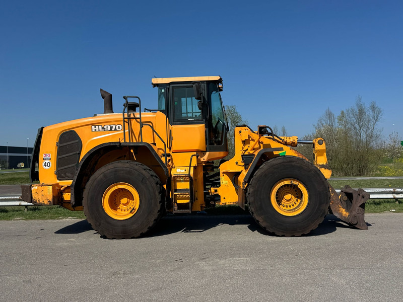 Hyundai HL970 - Wheel loader: picture 4 Hyundai HL970 - Wheel loader: picture 4