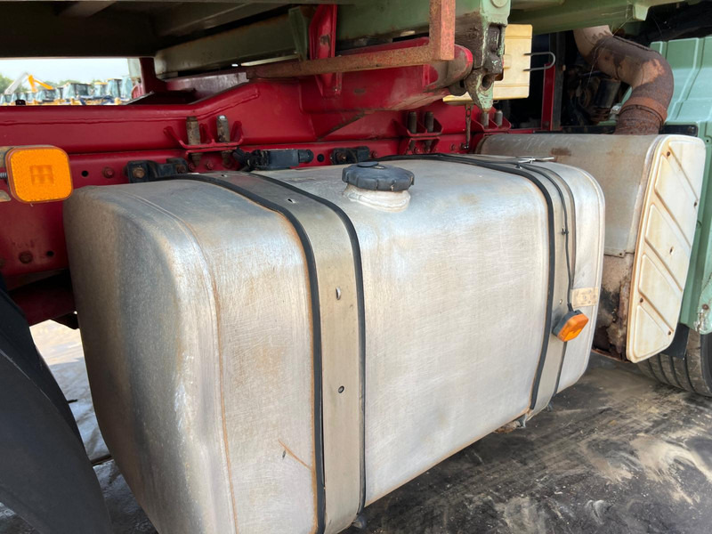 MAN TGA 26.480 6x4 tipper + HMF crane on lease MAN TGA 26.480 6x4 tipper + HMF crane: picture 10