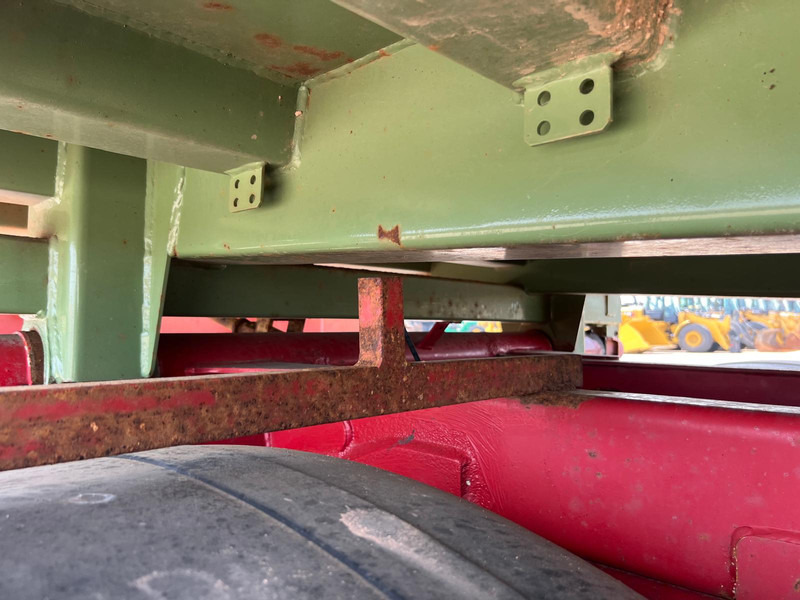 MAN TGA 26.480 6x4 tipper + HMF crane on lease MAN TGA 26.480 6x4 tipper + HMF crane: picture 9