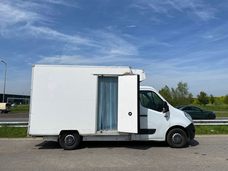 Refrigerator truck Renault MASTER 3T5 - Frigo: picture 8 Refrigerator truck Renault MASTER 3T5 - Frigo: picture 8