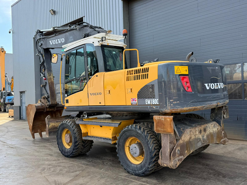 Volvo EW180C - Wheel excavator: picture 2 Volvo EW180C - Wheel excavator: picture 2