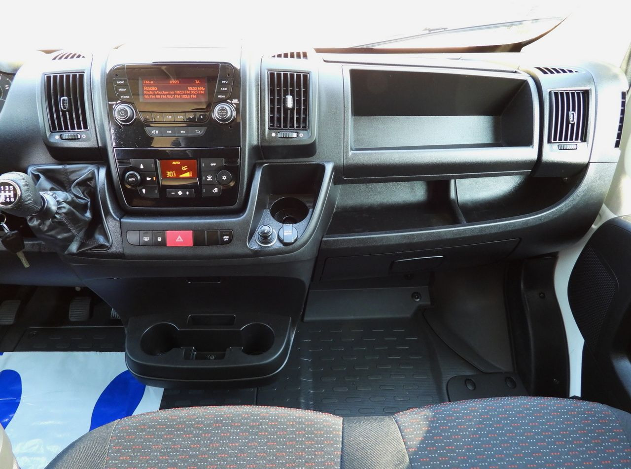 Combi van CITROEN JUMPER STAKE BODY DOUBLE CABIN DOKA 7 SEATS PNEUMATICS AIR CONDITIONING 140HP: picture 30 Combi van CITROEN JUMPER STAKE BODY DOUBLE CABIN DOKA 7 SEATS PNEUMATICS AIR CONDITIONING 140HP: picture 30