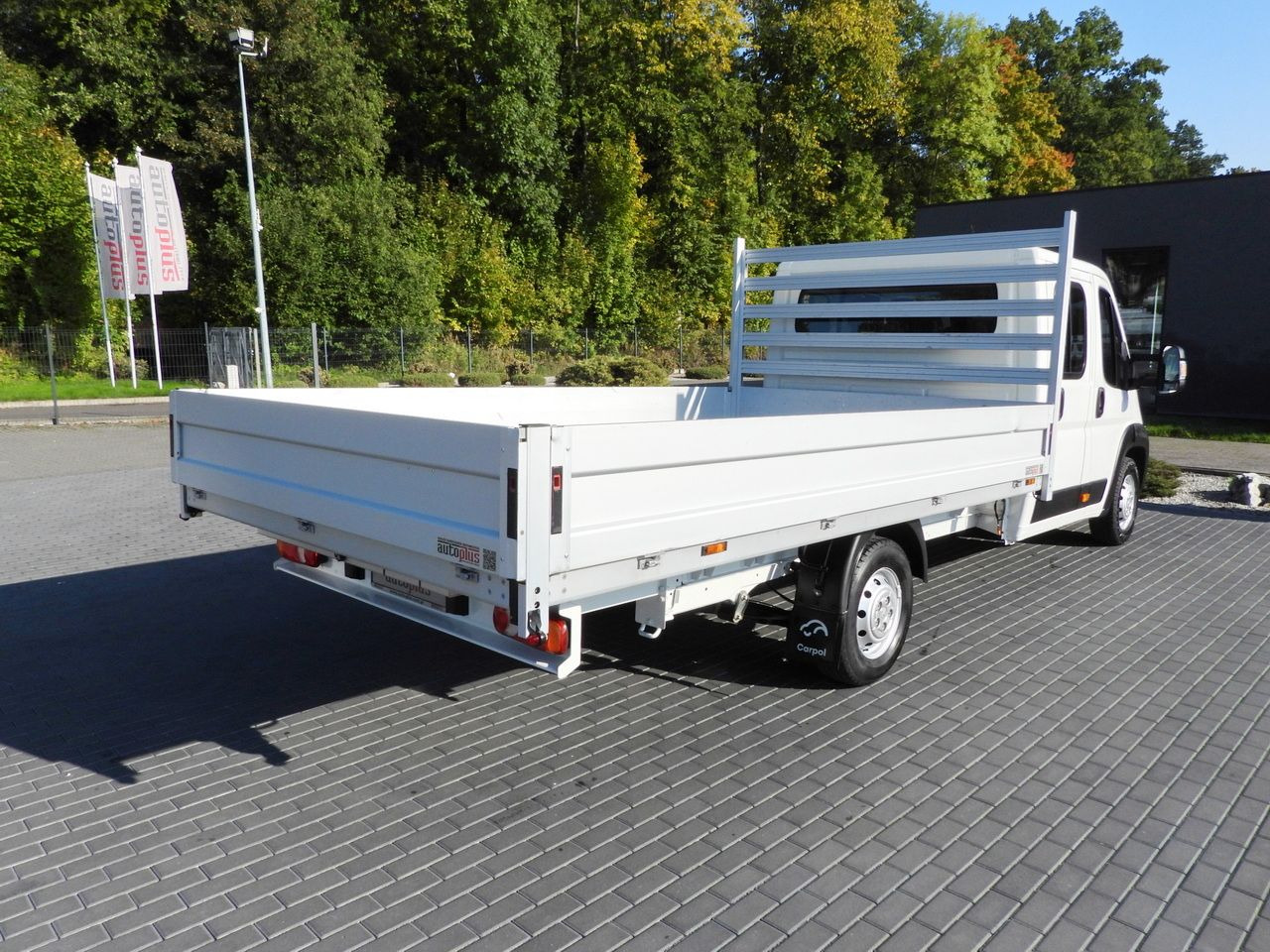 Combi van CITROEN JUMPER STAKE BODY DOUBLE CABIN DOKA 7 SEATS PNEUMATICS AIR CONDITIONING 140HP: picture 13 Combi van CITROEN JUMPER STAKE BODY DOUBLE CABIN DOKA 7 SEATS PNEUMATICS AIR CONDITIONING 140HP: picture 13