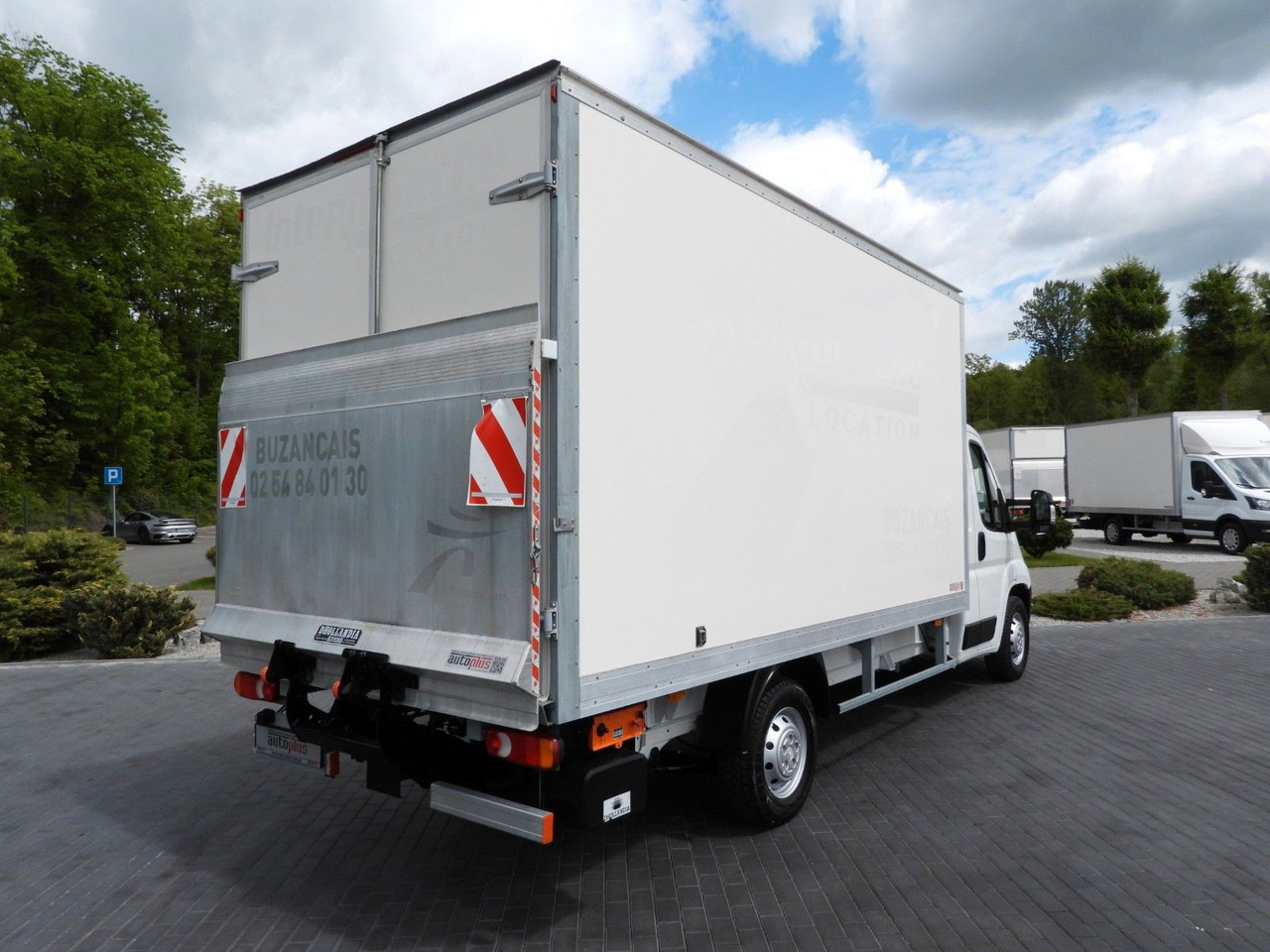 Citroën JUMPER KOFFER AUFZUG 8 PALETTEN TEMPOMAT NAVI Citroën JUMPER KOFFER AUFZUG 8 PALETTEN TEMPOMAT NAVI - Box van: picture 3 Citroën JUMPER KOFFER AUFZUG 8 PALETTEN TEMPOMAT NAVI Citroën JUMPER KOFFER AUFZUG 8 PALETTEN TEMPOMAT NAVI - Box van: picture 3