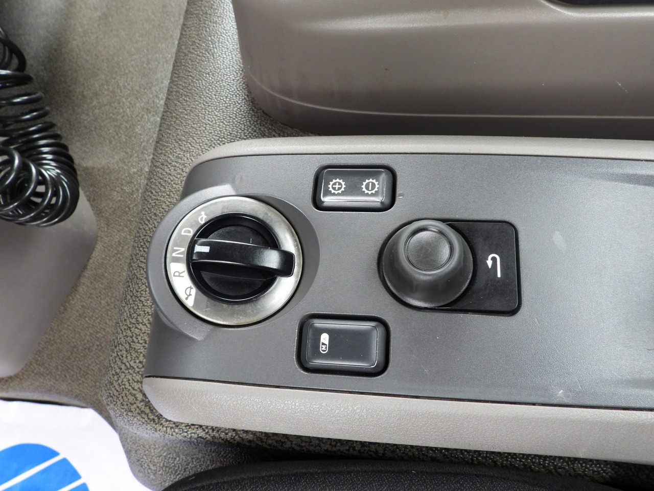 Tipper van DAF LF 180 THREE-WAY TIPPER CRUISE CONTROL LED LIGHTS AUTOMATIC TRANSMISSION  TWIN WHEELS AIR CONDITIONING  180HP: picture 44