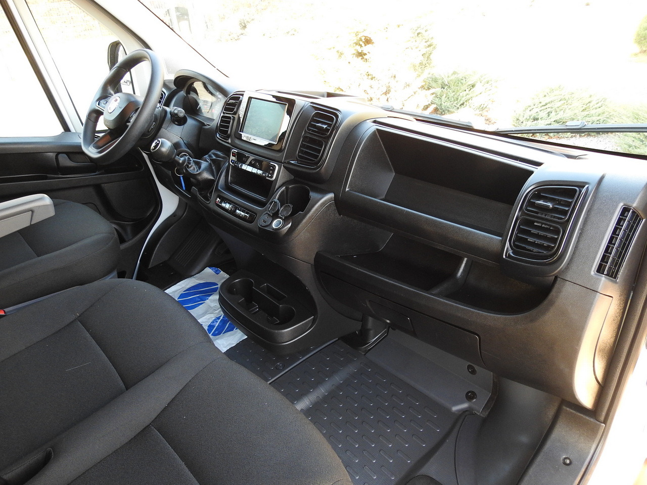 Box van FIAT DUCATO  BOX LIFT 8 PALLETS CRUISE CONTROL AIR CONDITIONING  180HP: picture 40