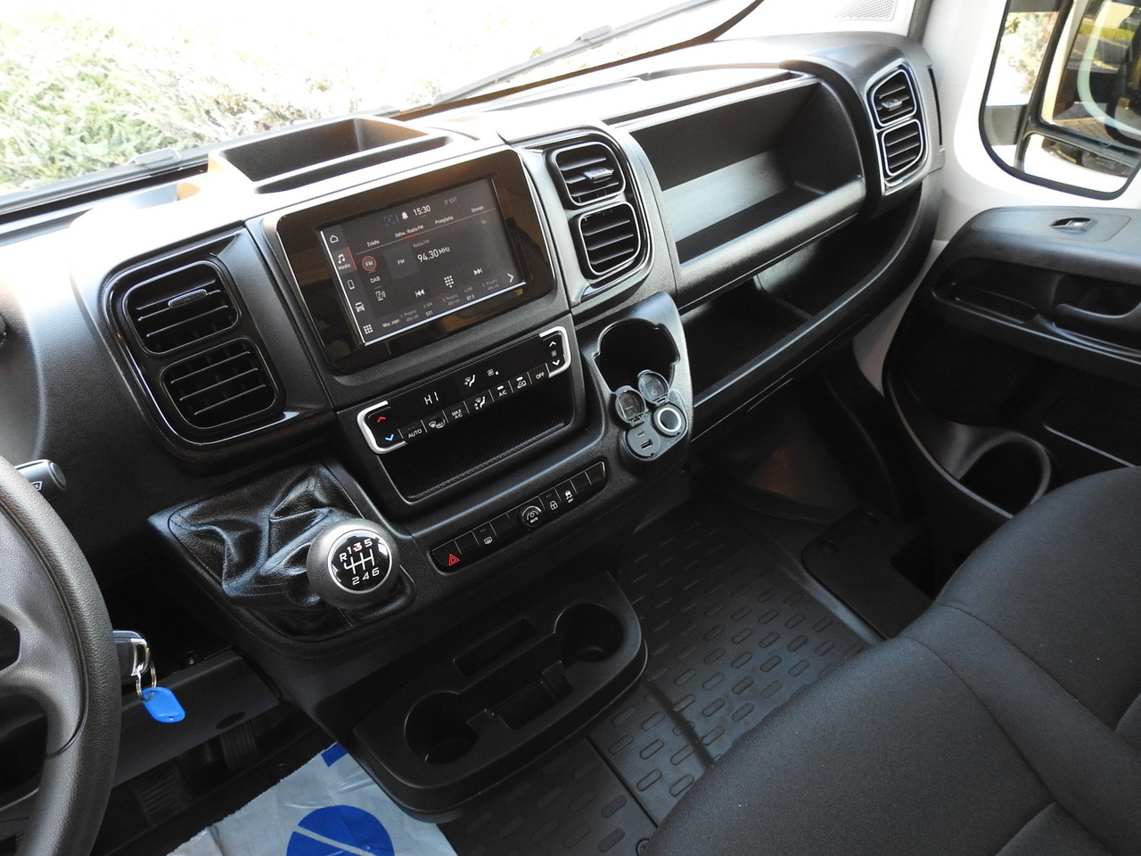 Box van FIAT DUCATO  BOX LIFT 8 PALLETS CRUISE CONTROL AIR CONDITIONING  180HP: picture 31