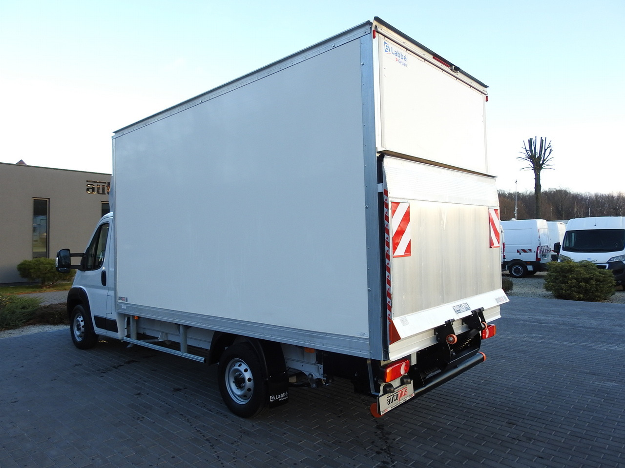 Box van FIAT DUCATO  BOX LIFT 8 PALLETS CRUISE CONTROL AIR CONDITIONING  180HP: picture 9