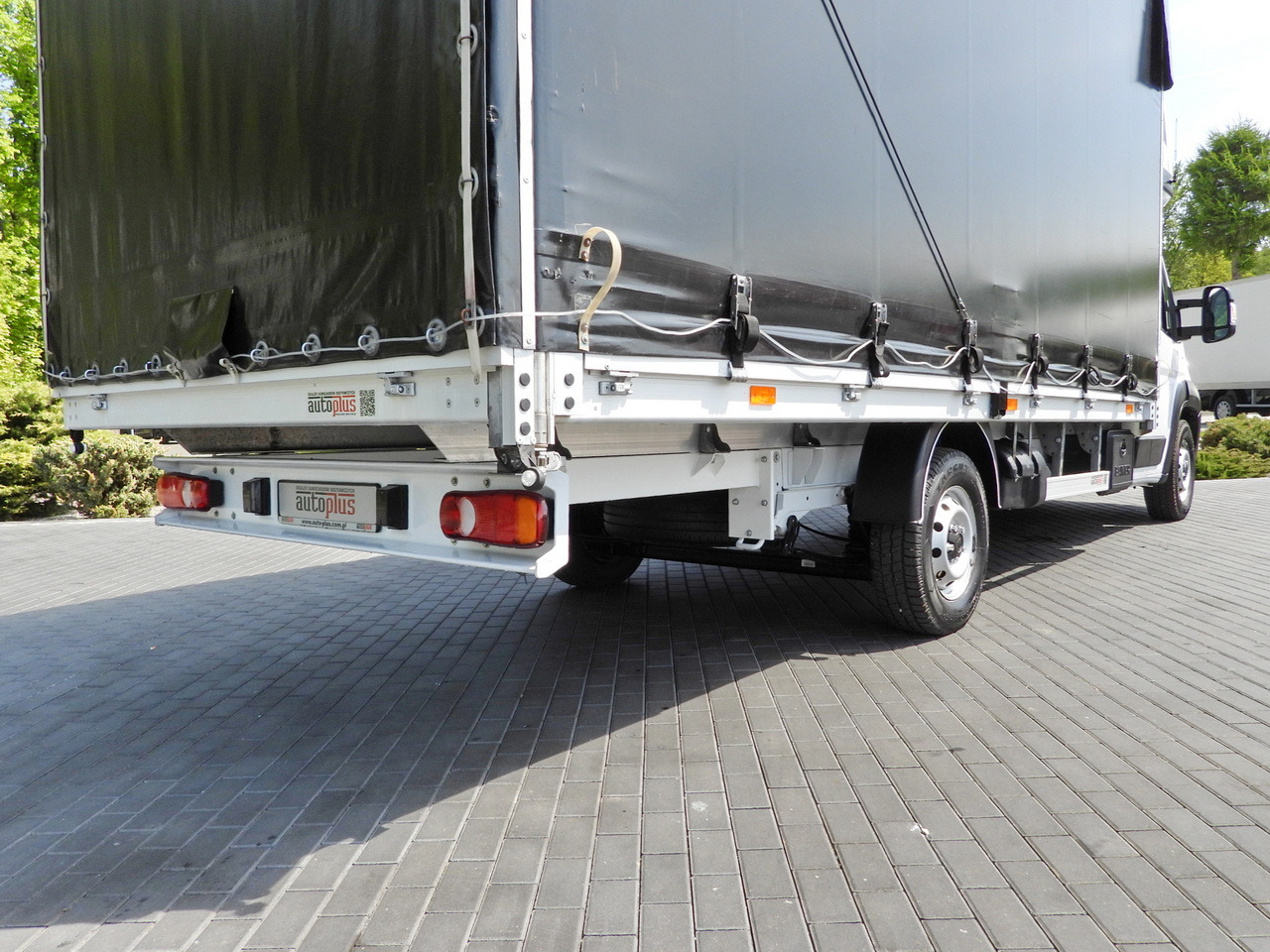 Curtain side van FIAT DUCATO TARPAULIN 10 PALLETS WEBASTO CRUISE CONTROL AIR CONDITIONING LED LIGHTS PNEUMATICS 160HP: picture 28 Curtain side van FIAT DUCATO TARPAULIN 10 PALLETS WEBASTO CRUISE CONTROL AIR CONDITIONING LED LIGHTS PNEUMATICS 160HP: picture 28