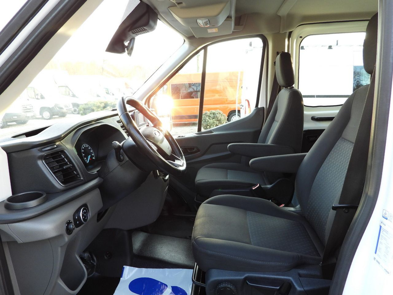 Combi van FORD TRANSIT 4x4 STAKE BODY DOUBLE CABIN DOKA 6 SEATS CRUISE CONTROL LED LIGHTS AIR CONDITIONING  170HP: picture 29