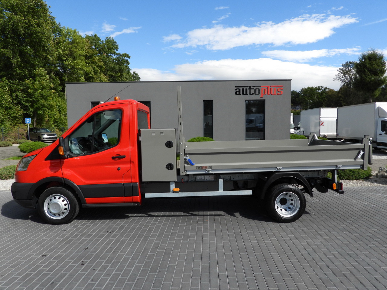 Tipper van FORD TRANSIT TIPPER CRUISE CONTROL LED LIGHTS TWIN WHEELS AIR CONDITIONING  170HP: picture 8