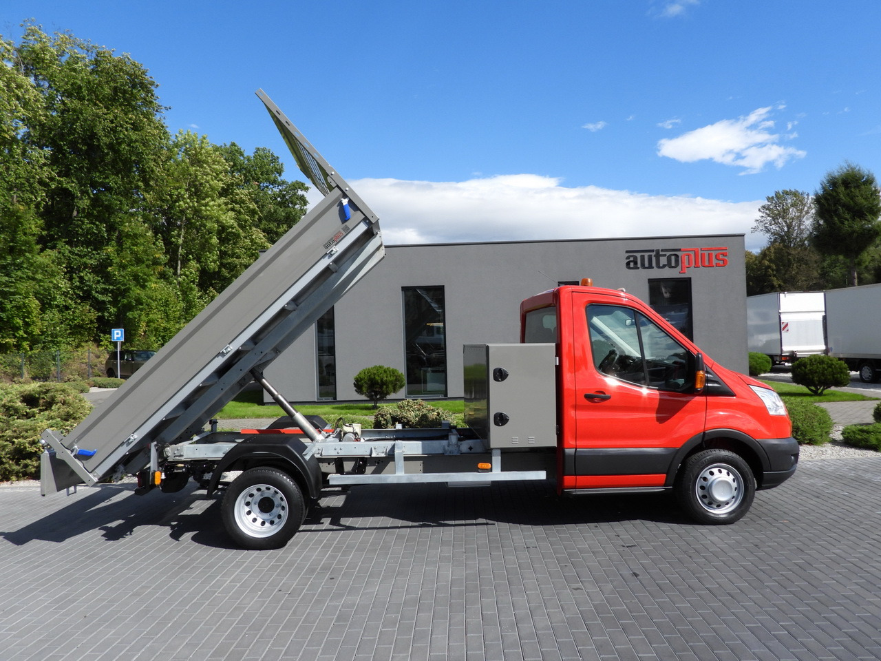 Tipper van FORD TRANSIT TIPPER CRUISE CONTROL LED LIGHTS TWIN WHEELS AIR CONDITIONING  170HP: picture 7