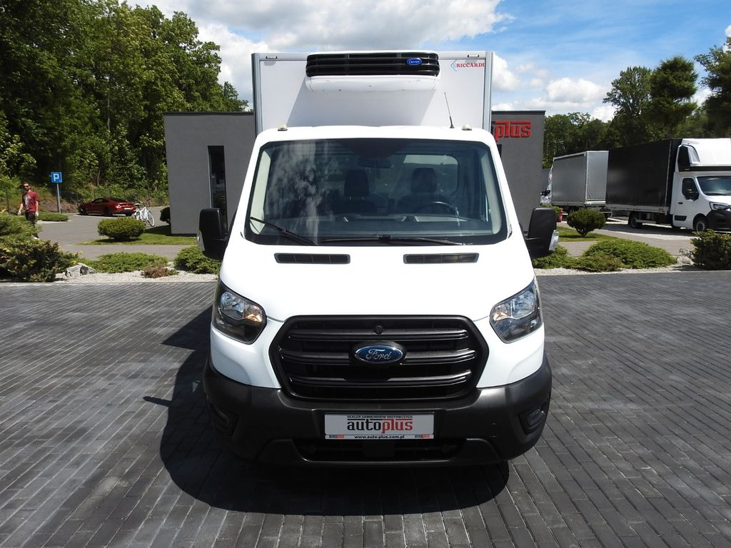 Ford TRANSIT KÜHLKOFFER 0*C STROMVERSORGUNG 230V A/C - Refrigerated van: picture 5 Ford TRANSIT KÜHLKOFFER 0*C STROMVERSORGUNG 230V A/C - Refrigerated van: picture 5
