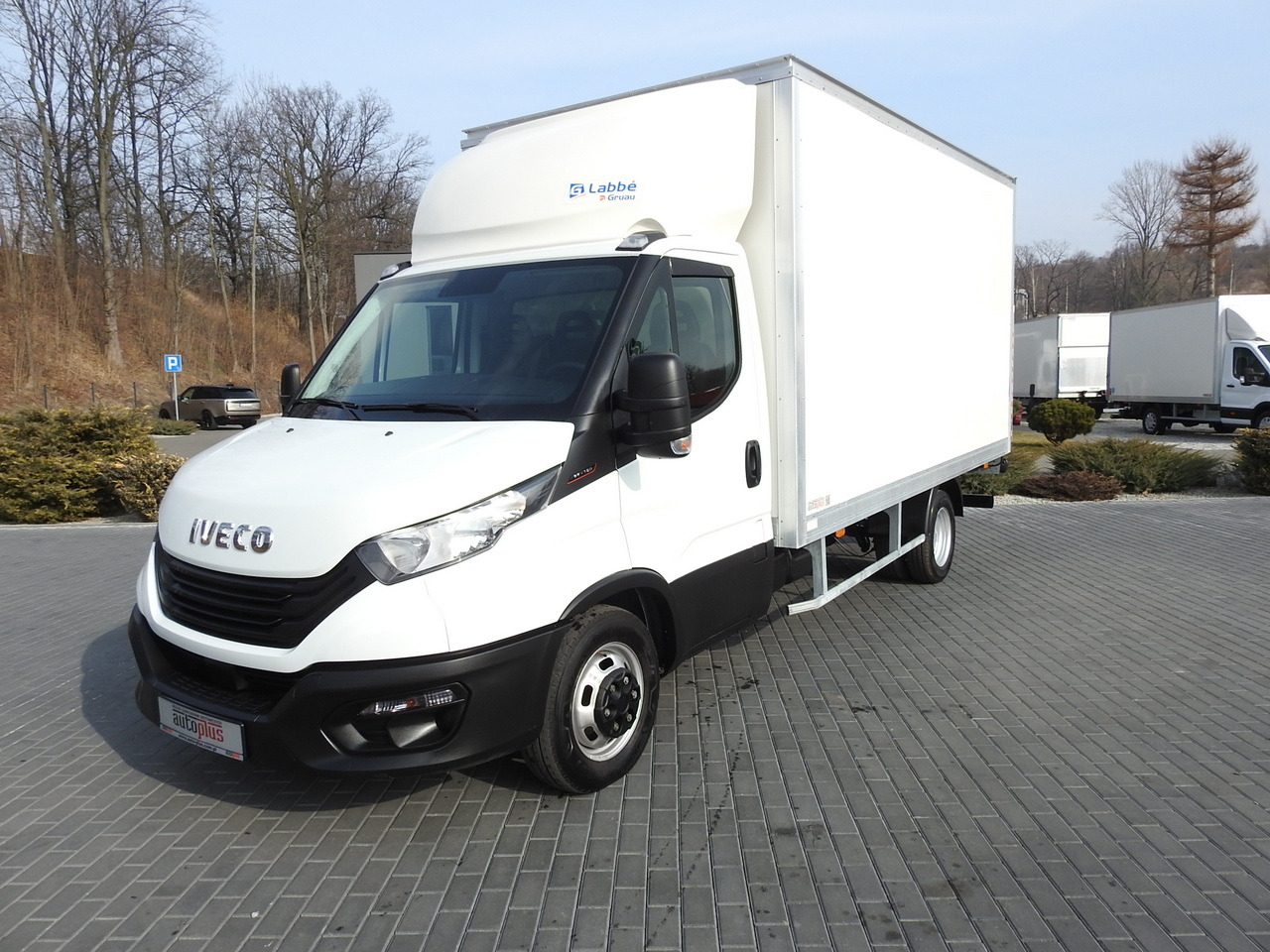 Box van IVECO DAILY 35C16 BOX LIFT 8 PALLETS CRUISE CONTROL TWIN WHEELS AIR CONDITIONING  160HP: picture 18