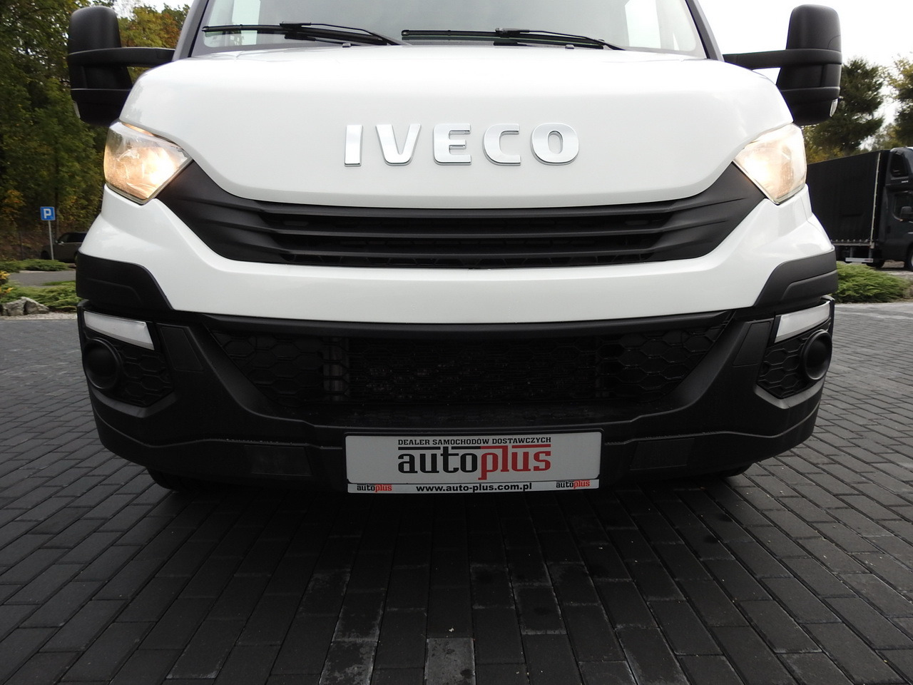 Flatbed van IVECO DAILY 35S15 STAKE BODY DOUBLE CABIN DOKA 7 SEATS AIR CONDITIONING  150HP: picture 14