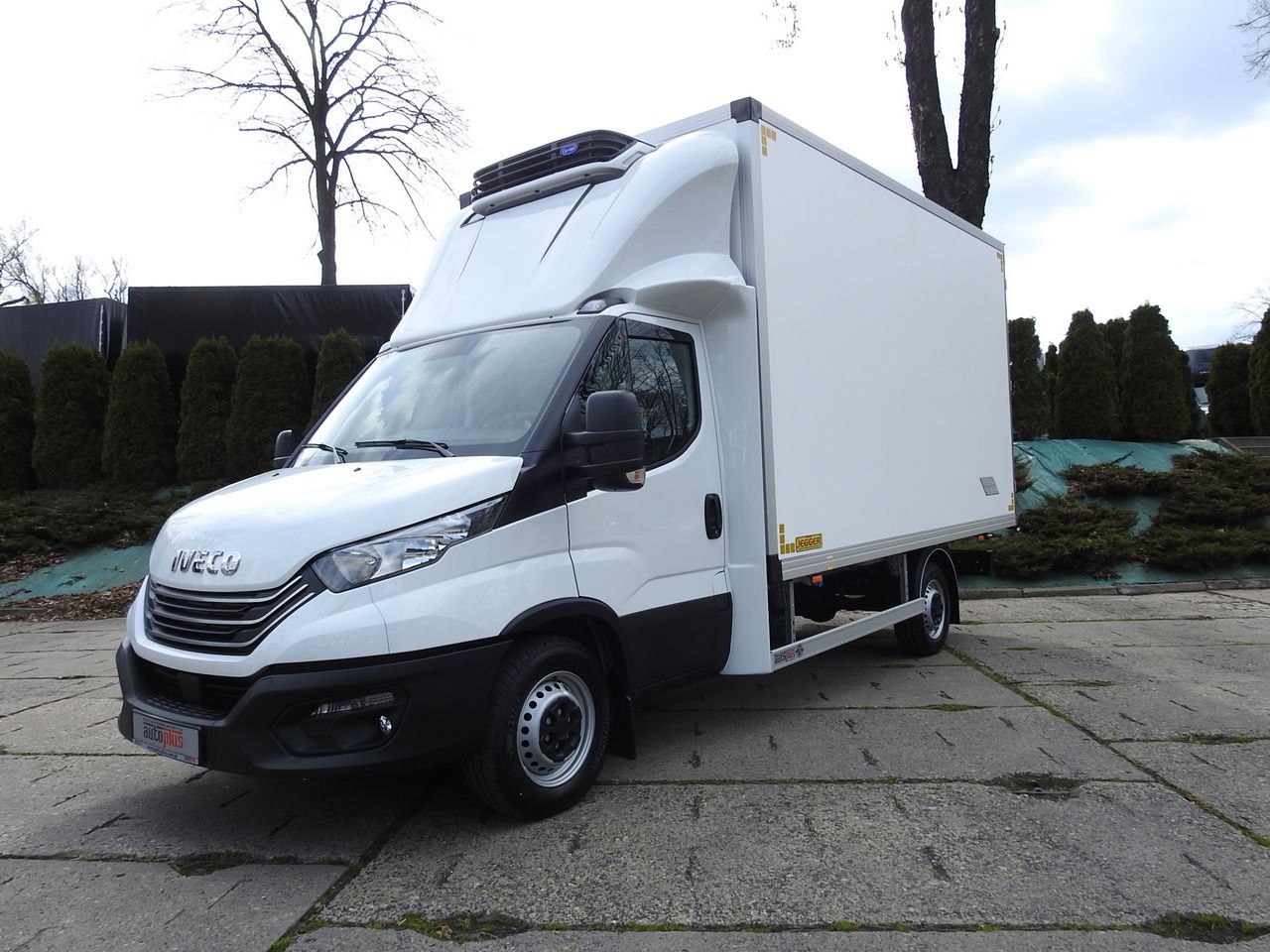 New Refrigerated van IVECO DAILY 35S16 NEW REGRIGERATOR BOX -10*C 8 PALLETS HEATING FUNCTION POWER SUPPLY 230V CRUISE CONTROL AIR CONDITIONING 160HP: picture 24