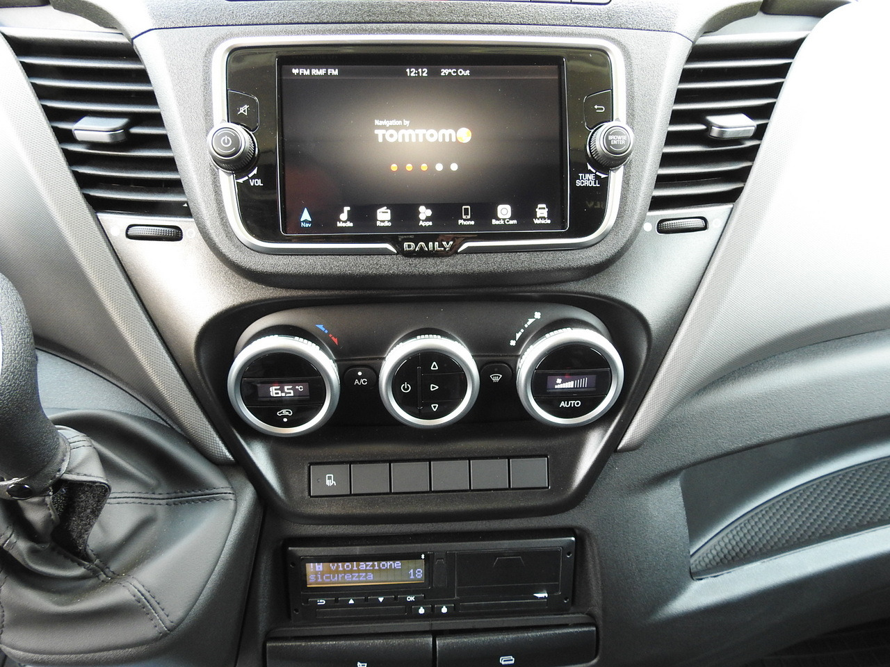 New Curtain side van IVECO DAILY 35S18 NEW TARPAULIN 8 PALLETS CRUISE CONTROL NAVIGATION LED LIGHTS AUTOMATIC TRANSMISSION HI-MATIC MANUFACTURERS WARRANTY  180HP: picture 42