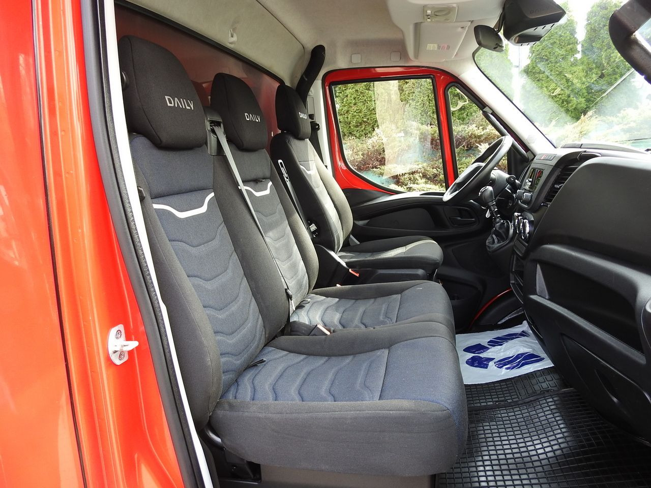 Curtain side van IVECO DAILY 35S18 TARPAULIN 10 PALLETS WEBASTO CRUISE CONTROL LED LIGHTS AIR CONDITIONING  180HP: picture 43