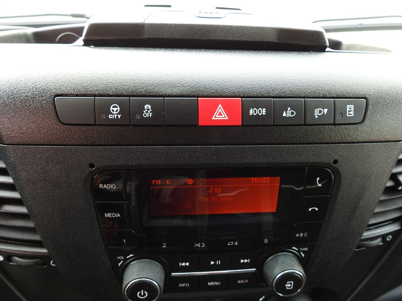 Curtain side van IVECO DAILY 35S18 TARPAULIN 10 PALLETS WEBASTO CRUISE CONTROL LED LIGHTS AIR CONDITIONING  180HP: picture 38
