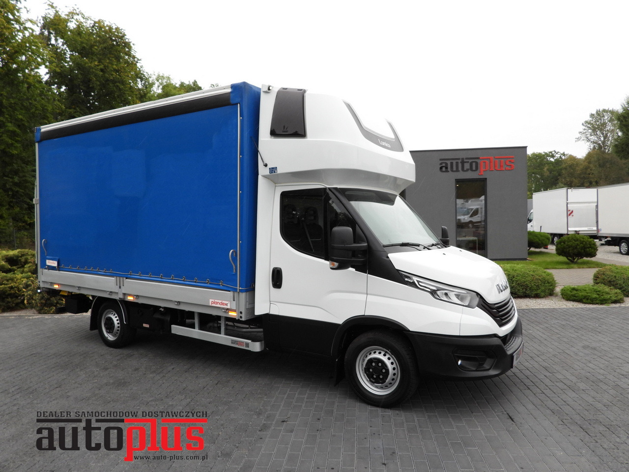 IVECO DAILY 35S18 TARPAULIN LIFT 8 PALLETS WEBASTO CRUISE CONTROL LED LIGHTS AIR CONDITIONING 180HP - Curtain side van: picture 1 IVECO DAILY 35S18 TARPAULIN LIFT 8 PALLETS WEBASTO CRUISE CONTROL LED LIGHTS AIR CONDITIONING 180HP - Curtain side van: picture 1