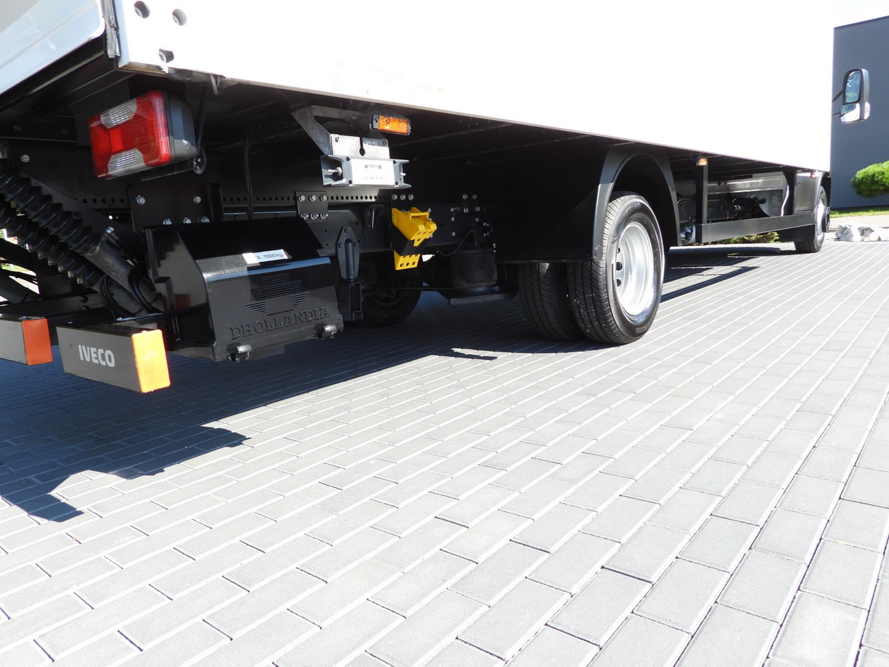 Box van IVECO DAILY 72C18 LIFT 14 PALLETS CRUISE CONTROL PNEUMATICS AUTOMATIC TRANSMISSION HI-MATIC TWIN WHEELS AIR CONDITIONING  180HP: picture 14