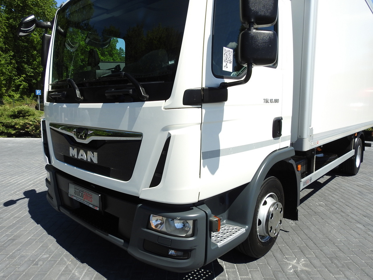 Refrigerator truck MAN TGL 10.180 REGRIGERATOR BOX -20*C 11 PALLETS POWER SUPPLY 230V AIR CONDITIONING PNEUMATICS TWIN WHEELS  180HP: picture 20