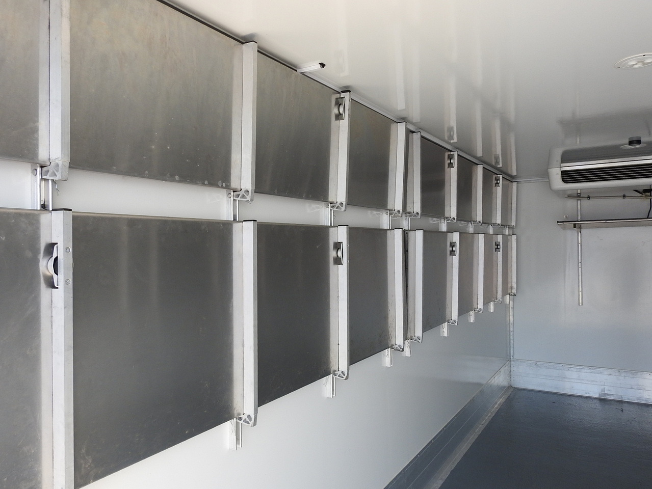 Refrigerator truck MAN TGL 10.180 REGRIGERATOR BOX -20*C 11 PALLETS POWER SUPPLY 230V AIR CONDITIONING PNEUMATICS TWIN WHEELS  180HP: picture 25