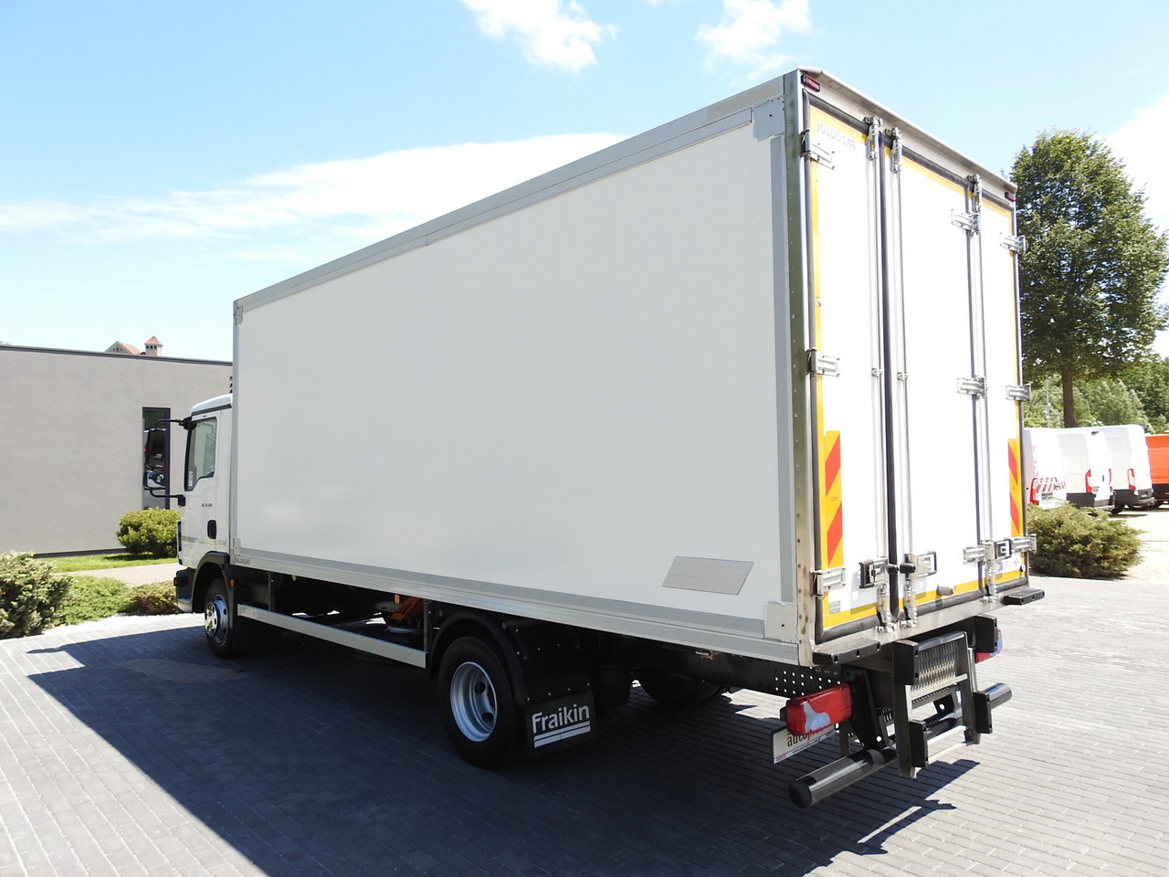Refrigerator truck MAN TGL 10.180 REGRIGERATOR BOX -20*C 11 PALLETS POWER SUPPLY 230V AIR CONDITIONING PNEUMATICS TWIN WHEELS  180HP: picture 9