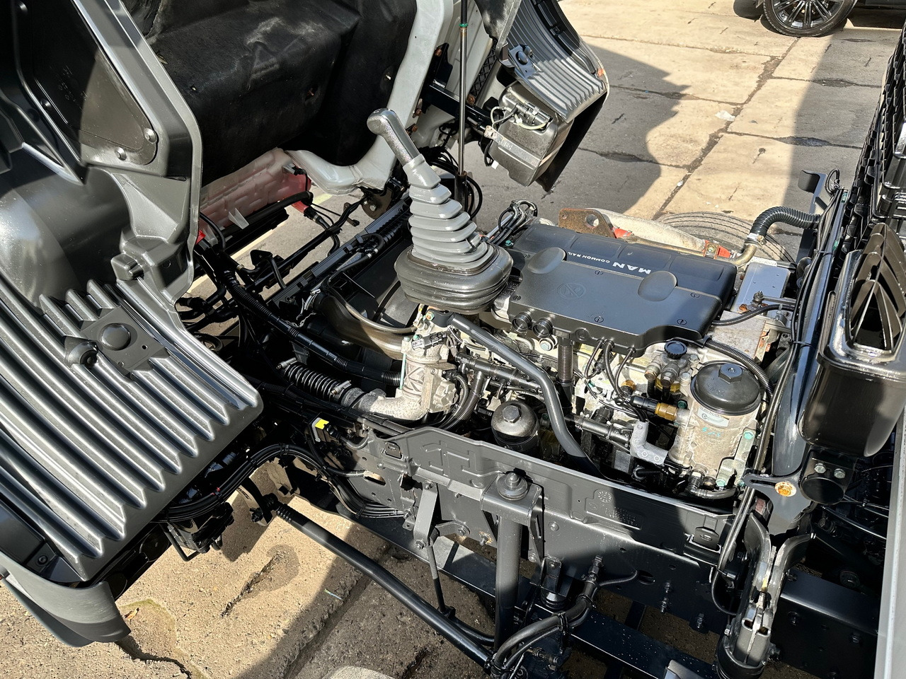 Box van MAN TGL 8.18 BOX 16 PALLETS CRUISE CONTROL TWIN WHEELS  180HP: picture 25