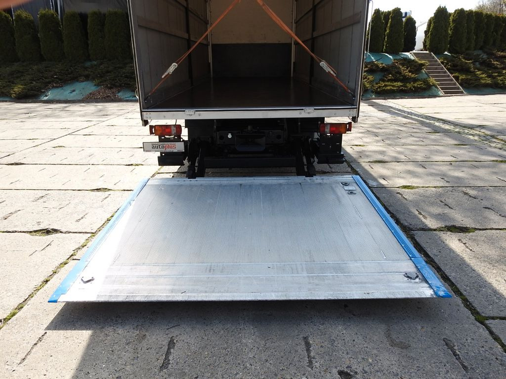 Curtainsider truck MAN TGM PRITSCHE PLANE 18 PALETTEN AUFZUG: picture 14