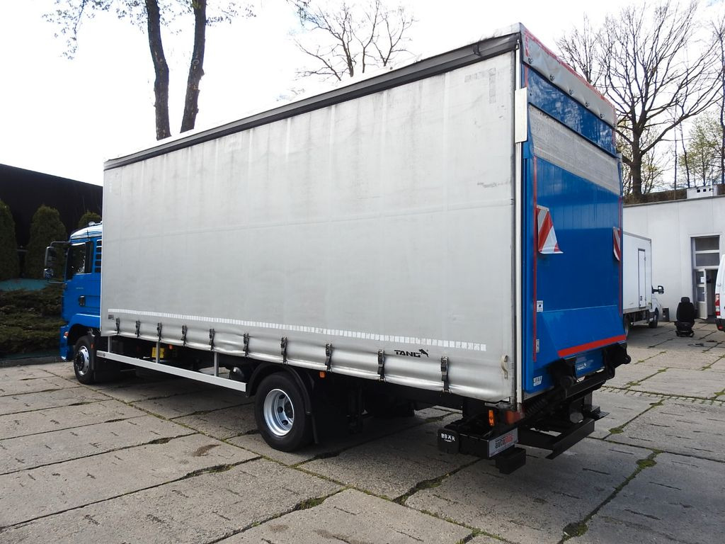 Curtainsider truck MAN TGM PRITSCHE PLANE 18 PALETTEN AUFZUG: picture 10