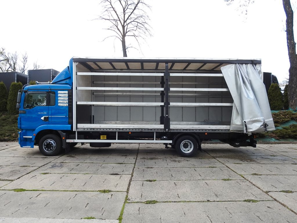 Curtainsider truck MAN TGM PRITSCHE PLANE 18 PALETTEN AUFZUG: picture 7