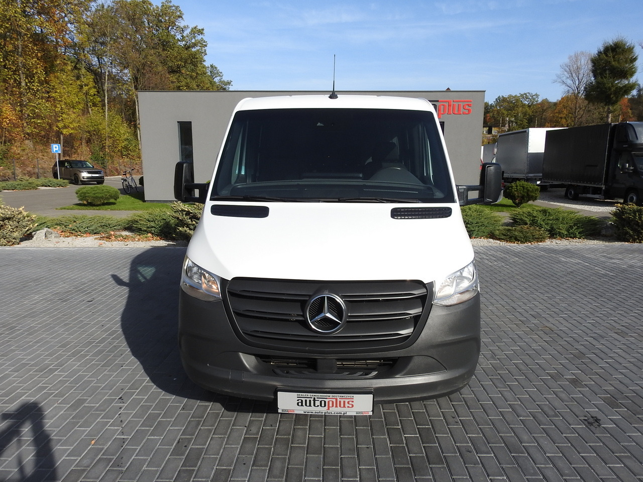 MERCEDES SPRINTER 516 STAKE BODY DOUBLE CABIN DOKA 6 SEATS CRUISE CONTROL AIR CONDITIONING TWIN WHEELS 160HP - Combi van: picture 5 MERCEDES SPRINTER 516 STAKE BODY DOUBLE CABIN DOKA 6 SEATS CRUISE CONTROL AIR CONDITIONING TWIN WHEELS 160HP - Combi van: picture 5